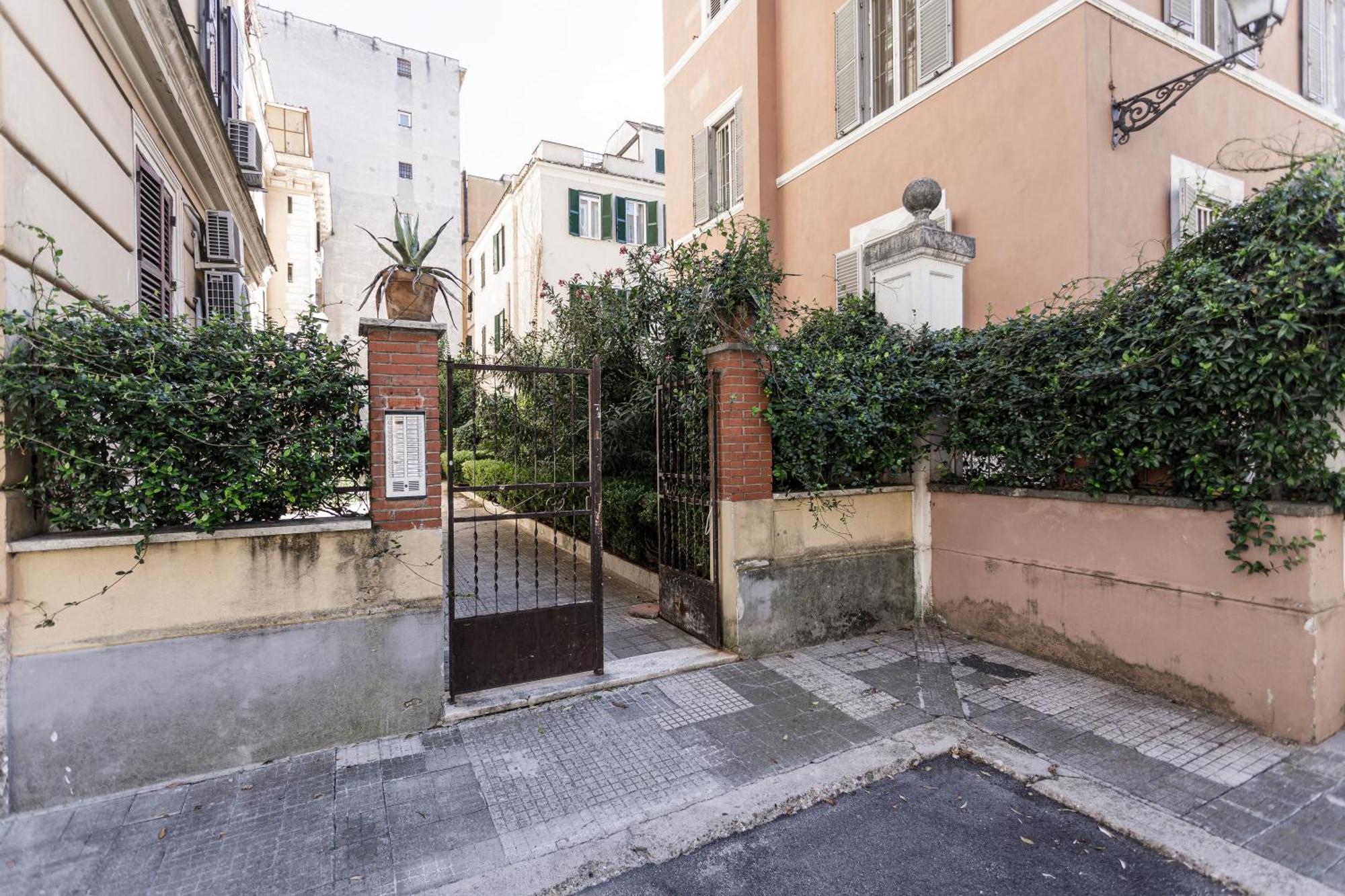 "La Piccola Londra "Appartamento A Roma 5 Minuti Da Piazza Del Popolo מראה חיצוני תמונה